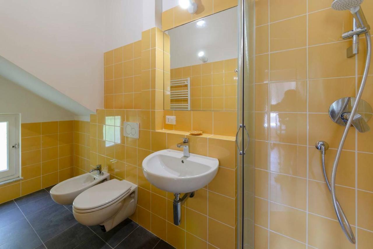 ヴェルナッツァJoivy Light Flat With Great View, Cinque Terreアパートメント エクステリア 写真
